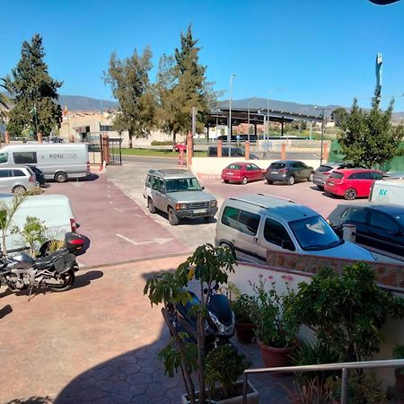 Hotel Munoz モトリル エクステリア 写真