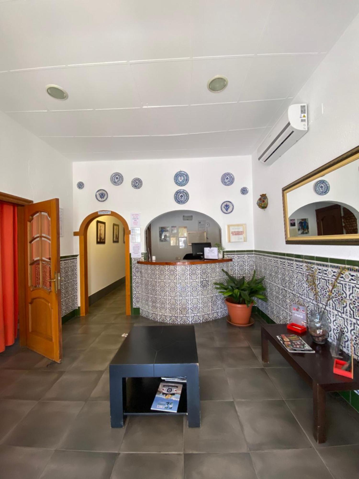 Hotel Munoz モトリル エクステリア 写真